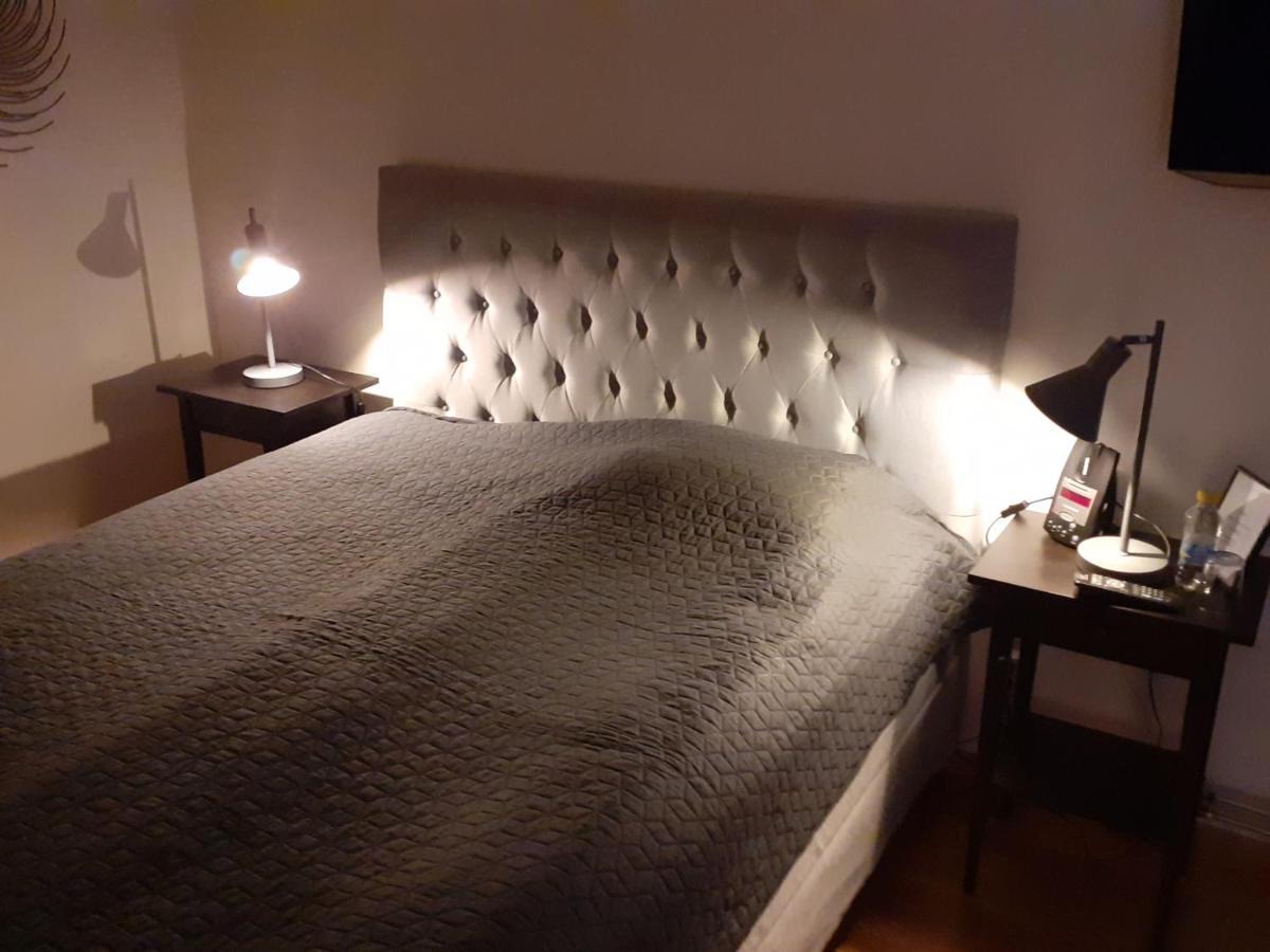 Allehotellet Finspang Экстерьер фото